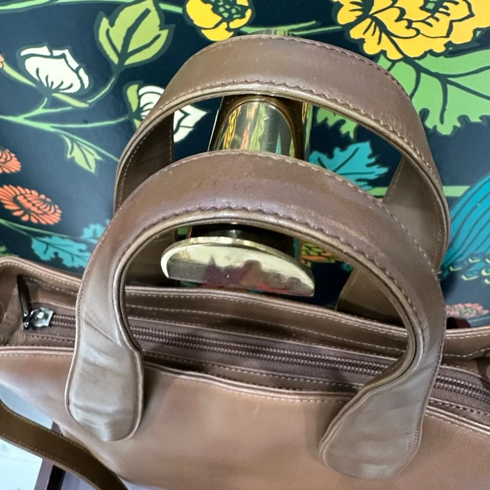 Bally Brown Leather Tote Bag - Picture 4 of 11